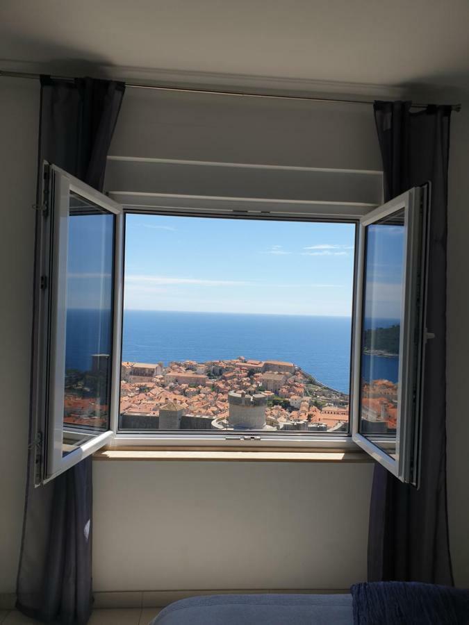 Luna * Dubrovnik